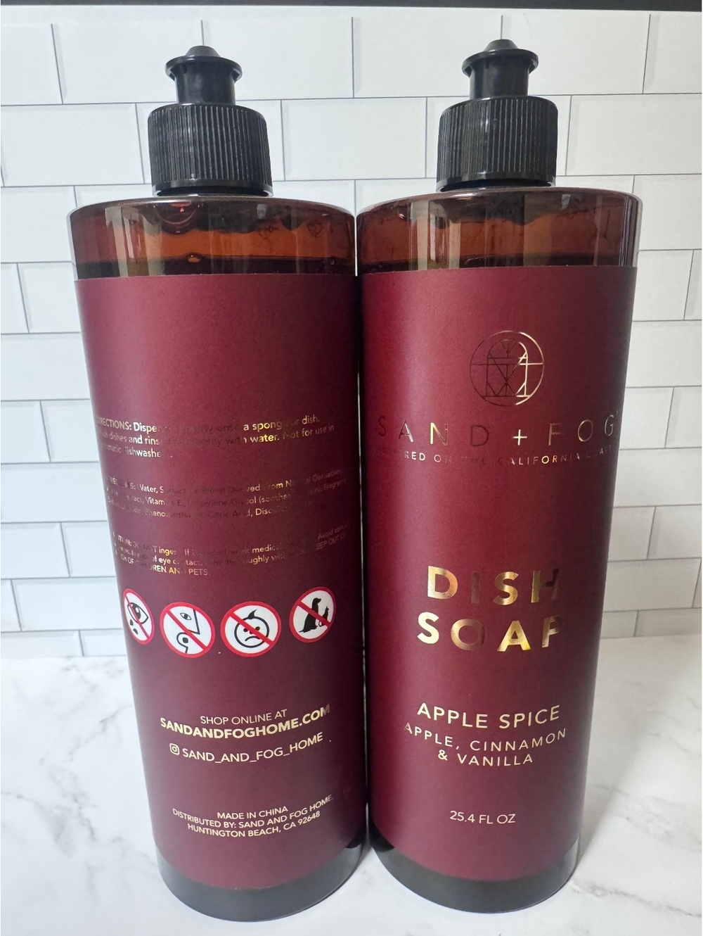 2 Sand + Fog Apple Spice Dish Soap 25.4 oz